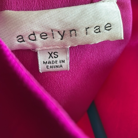 Adelyn Rae  XS - Picture 3 of 5